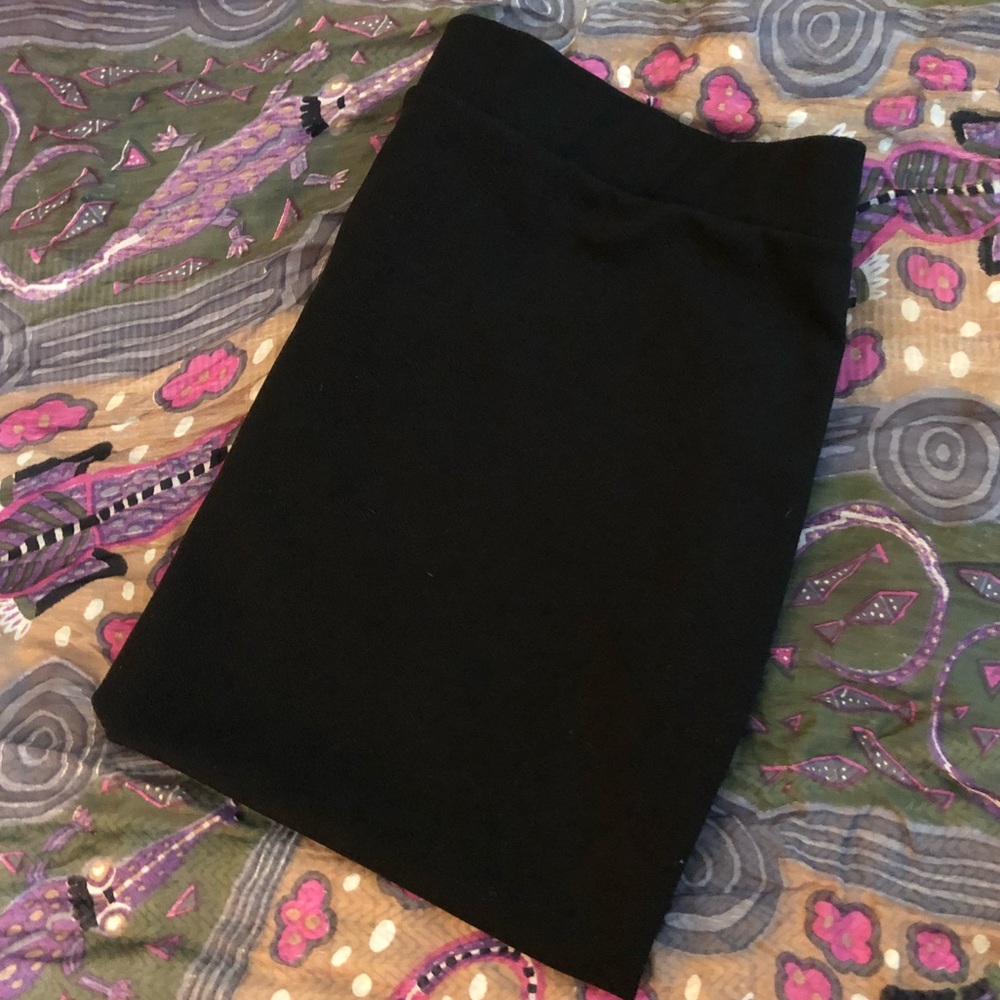 Black pencil skirt